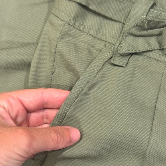 NWT Max Studio Green Wide Leg Pants With Belt Size 6 - Picture 4 of 6